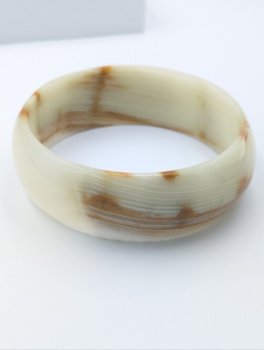 Hand carved polished stone banded bangle bracelet onyx